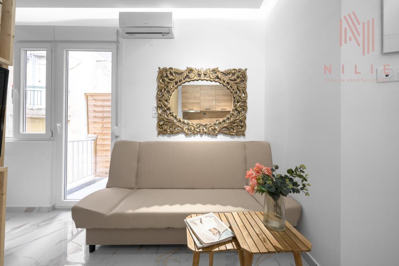 Di Legno, Nilie Hospitality Mgmt Apartment Salonic Exterior foto